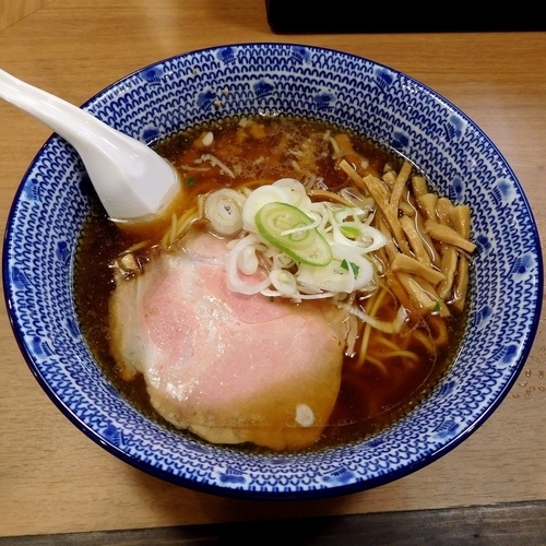 「鴨だし醤油ラーメン（800円）」@麺屋福丸の写真