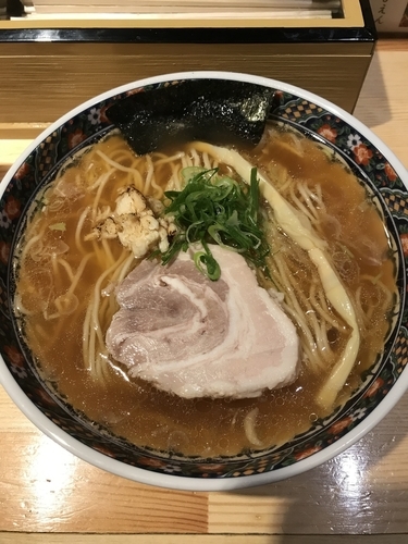 「醤油ラーメン」@鮮魚麺 海里の写真