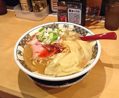「煮干並」@すごい煮干ラーメン凪 新宿ゴールデン街店 別館の写真