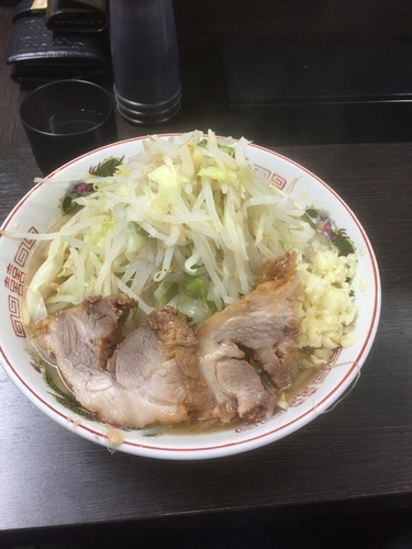 「小ラーメン（野菜、ニンニク）」@ラーメン二郎 川越店の写真