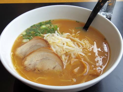 「醤油ラーメン」@拉麺 かもすの写真
