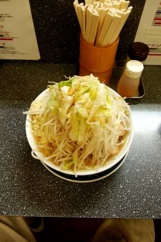 「少、野菜ましましニンニクましまし油」@山次郎の写真