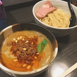 担担つけ麺並
