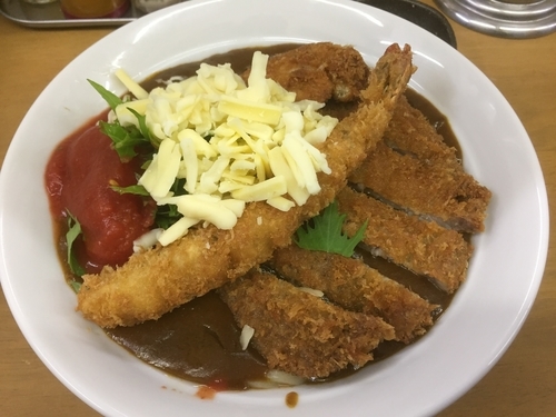 「水無月の一杯  ぶっかけデミグラ[トマト]トマトカレーC」@MENYA 食い味の道有楽の写真