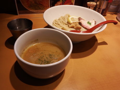 「鶏白湯つけ麺」@麺屋 翔 品川店の写真