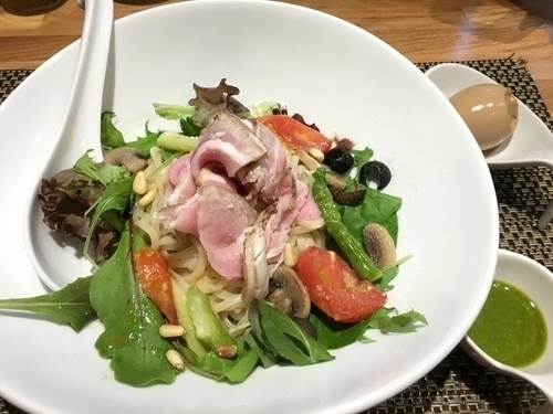 「期間限定 初夏のガーリックアンチョビ和えそば ¥980」@生粋 花のれんの写真