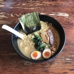 味玉ラーメン（麺大盛り）