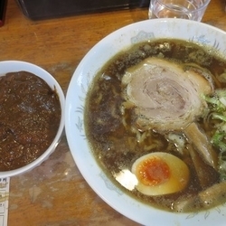 Bセット(煮干しラーメン＋ミニカレー丼) 850円