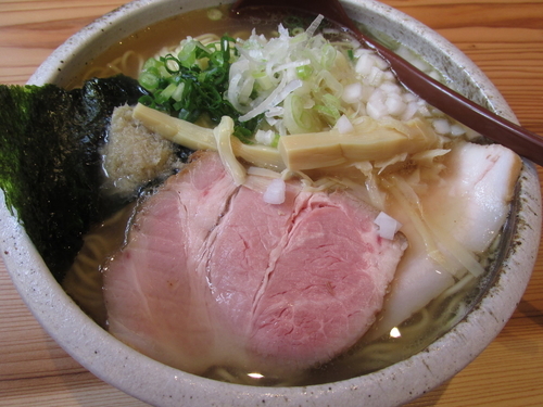 「鶏そば（並）　「750円」」@麺通 伊武記の写真