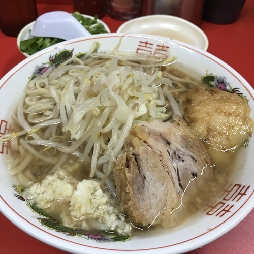 「控えめ たまご 青ねぎ 680＋60＋100  840円」@ラーメン二郎 京都店の写真