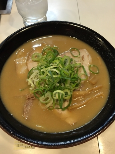 「天下一品ラーメン（肉多め1,050円）」@天下一品 中央通り店の写真