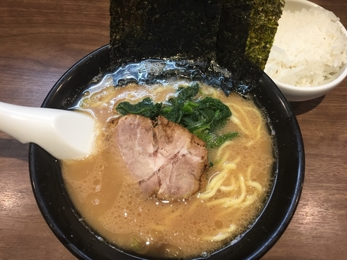 「らーめん」@麺達 うま家の写真
