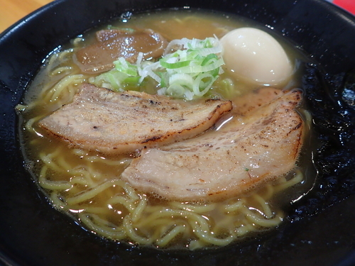 「【期間限定】煮玉子入鶏白湯」@東座の写真