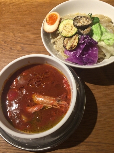 「1周年記念〜第1弾〜海老トマトつけそば ¥980」@中華そば 二階堂の写真