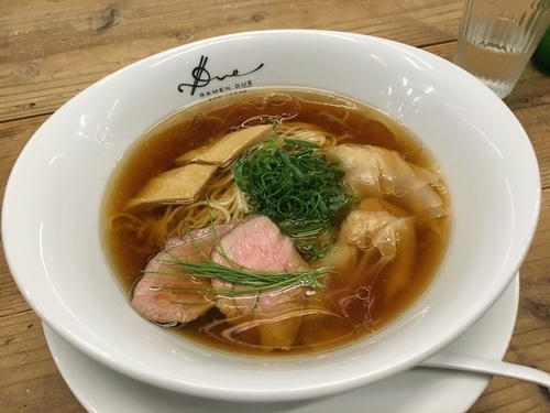 「醤油らぁ麺〜小豆島のオリーブの香り〜」@Ramen ドゥエ Edo Japanの写真