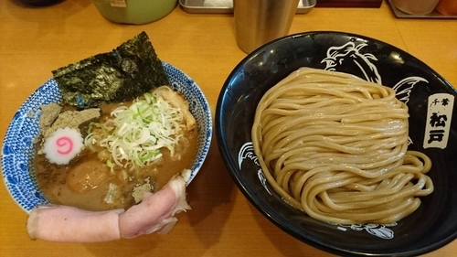 「半熟味玉つけそば（小）￥900」@中華蕎麦 とみ田の写真