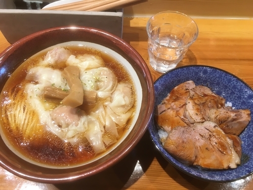 「特製わんたん麺900円、炙り焼豚丼350円」@麺屋 坂本01の写真