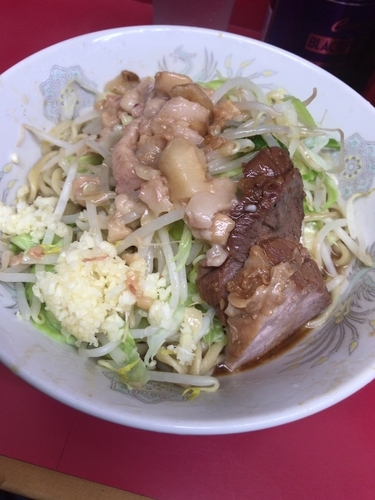 「汁なし（野菜以外全マシ）650円」@ラーメン二郎 環七一之江店の写真