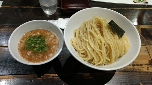 「浸け豚そば特盛（600g）」@俺の空 池袋店の写真