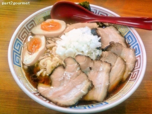 「竹岡式ヤクミ+味玉 (850円)」@千葉拉麺倶楽部 拉通（ra2）の写真