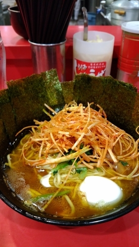 「中盛り　辛ネギ　のり　他」@家系総本山 ラーメン吉村家の写真