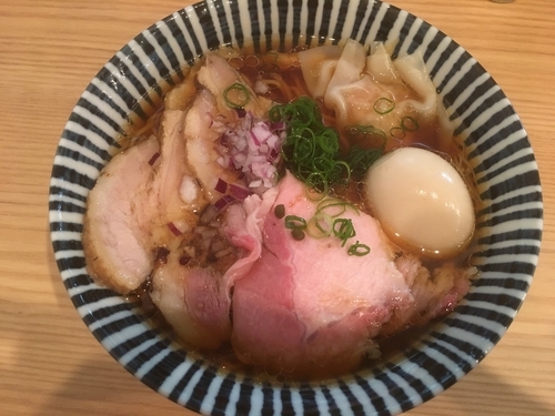 「特製醤油らーめん1100円」@さんしょの木の写真