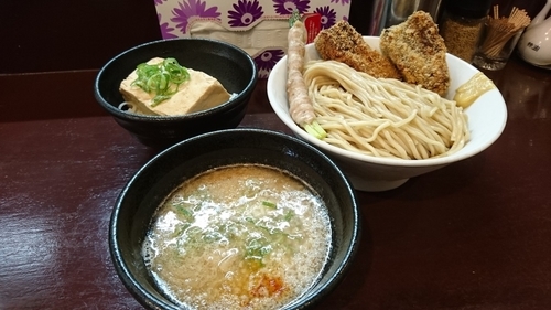 「肉の日限定/つけ麺背油豚骨角煮カツ乗っけ+限定/とうめし」@らーめん 五ノ神精肉店 煮干し編の写真