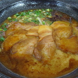 黒ラーメン＋チャーシュー
