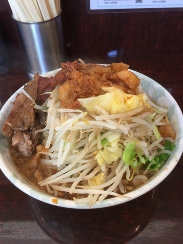 「小ラーメン（野菜、ニンニク、油）」@ラーメン二郎 めじろ台店の写真