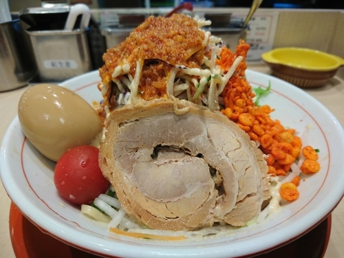 「冷やし中華(中)680円＋味玉(ﾗｰﾊﾟｽ)」@替玉千里眼 志木店の写真