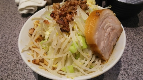 「ラーメン中盛(ヤサイニンニクアブラ)」@ラーメン宮郎の写真