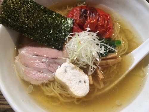 「塩ラーメン＋焼きトマト」@RAMEN CiQUEの写真
