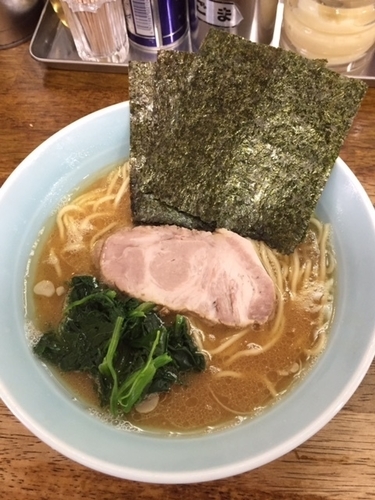 「らーめん　750円　「麺固め」「油多め」無料ライス有り」@横浜家系ラーメン 家家家 錦糸町店の写真