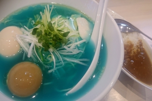 「鶏清湯　青；味玉（ランチサービス）＋ミニカレー」@濃厚鶏出汁拉麺 吉法師 KIPPOSHIの写真