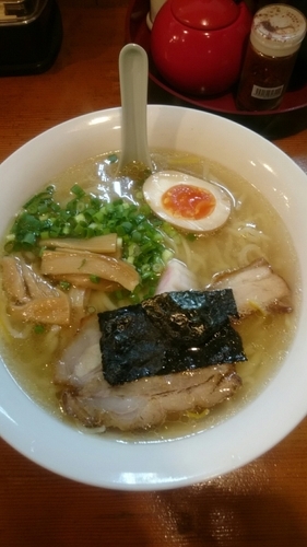 「塩ラーメン  ６６０円」@支那そば 松家の写真