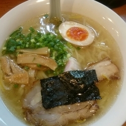 塩ラーメン  ６６０円