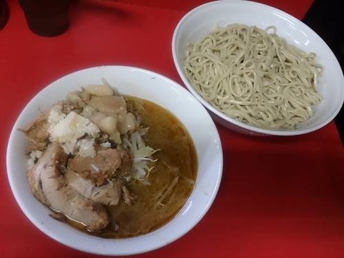 「小ラーメン豚入り【つけ麺（ごま油）】」@ラーメン二郎 茨城守谷店の写真