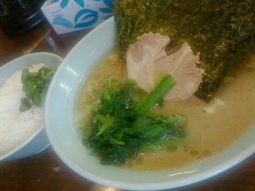 「ラーメン、海苔」@横浜家系ラーメン 家家家 飯田橋店の写真