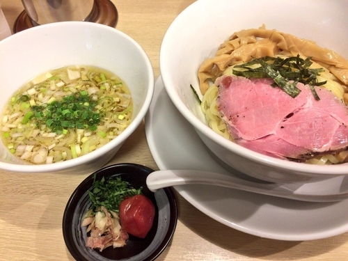 「【夏季限定】煮干し冷し盛りそば 850円」@麺屋壱心の写真