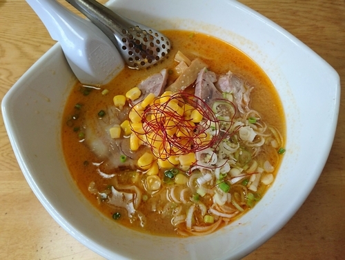 「ミルクみそラーメン（極太手打麺）」@牛乳屋食堂の写真