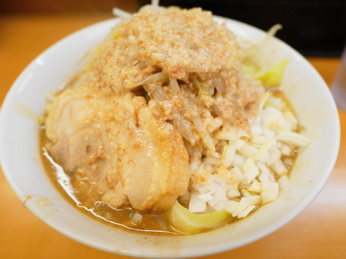 「ラーメン 太麺＋脂＋タマネギ」@ラーメン ○菅の写真