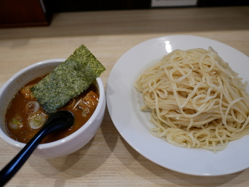 「辛つけめん（激辛） サービス大盛」@つけ麺 坊主 間宮の写真