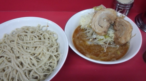 「つけ麺　小（ヤサイ、ニンニク）：700＋100円」@ラーメン二郎 茨城守谷店の写真