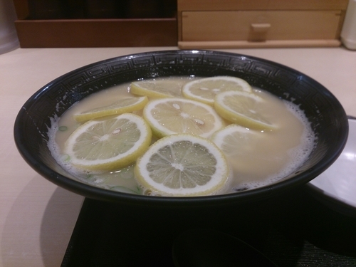 「レモンそば(あっさり)」@鶏そば壽の写真