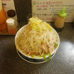少、野菜ましましニンニク油