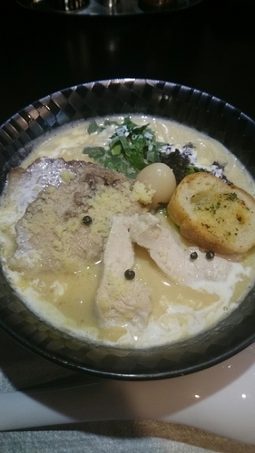 「濃厚ウニクリーミー＋鶏チャーシュー」@らー神 心温の写真