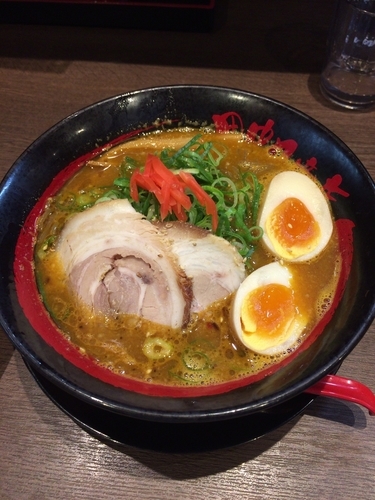 「宇治抹茶醤油玉子ラーメン」@ラーメン 田中九商店 平等院店の写真
