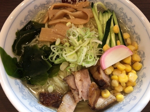「冷やし塩ラーメン740円」@鬼がらし 本店の写真