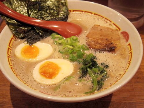 「味玉ラーメン」@おめでたいの写真