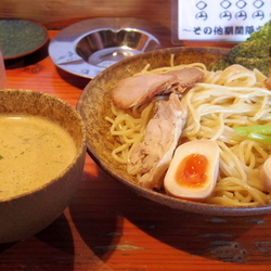 こってり鶏白湯つけ麺大盛り